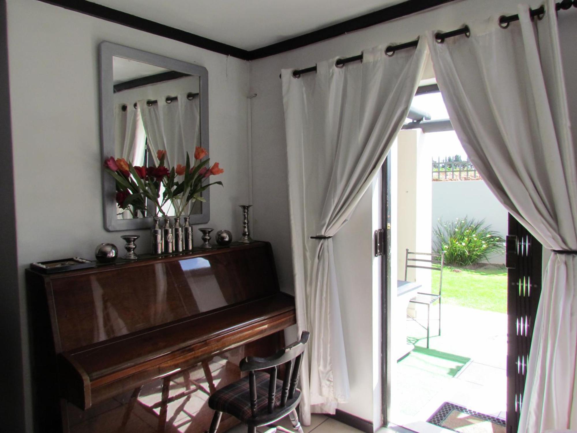Santini Lace Self Catering Unit Plettenberg Bay Luaran gambar